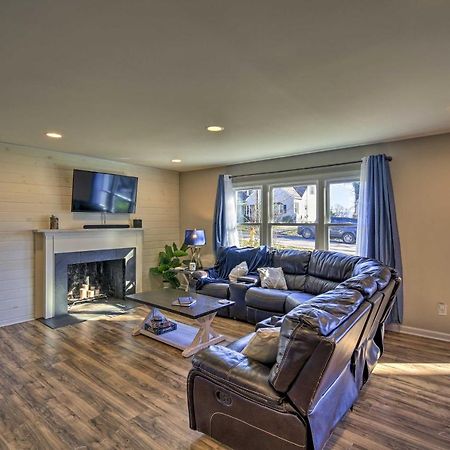 Cozy Bristol Home With Yard About 1 Mile To Downtown! Exterior foto